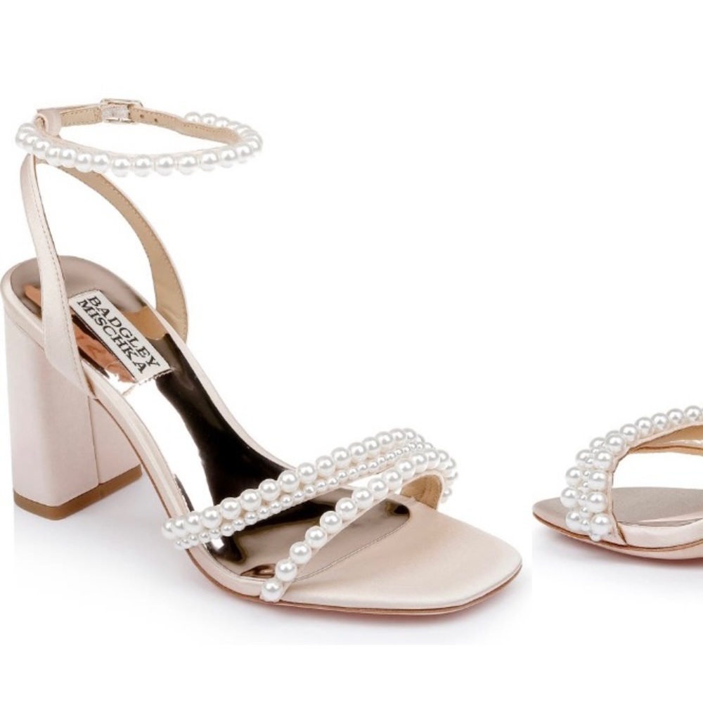 Badgley Mischka Collection Feisty Ankle Strap Heels